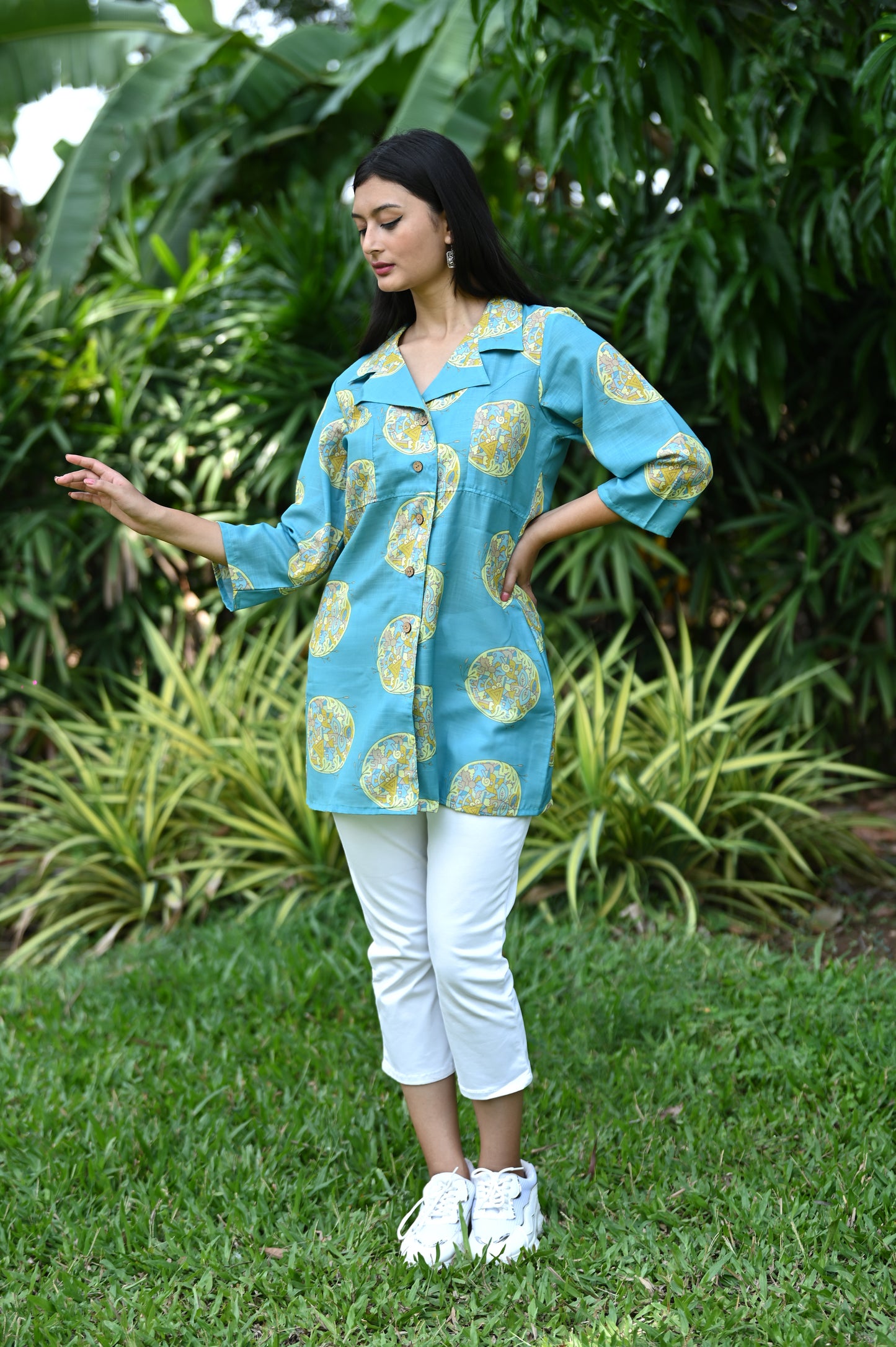 Aqua Tiara button-down top